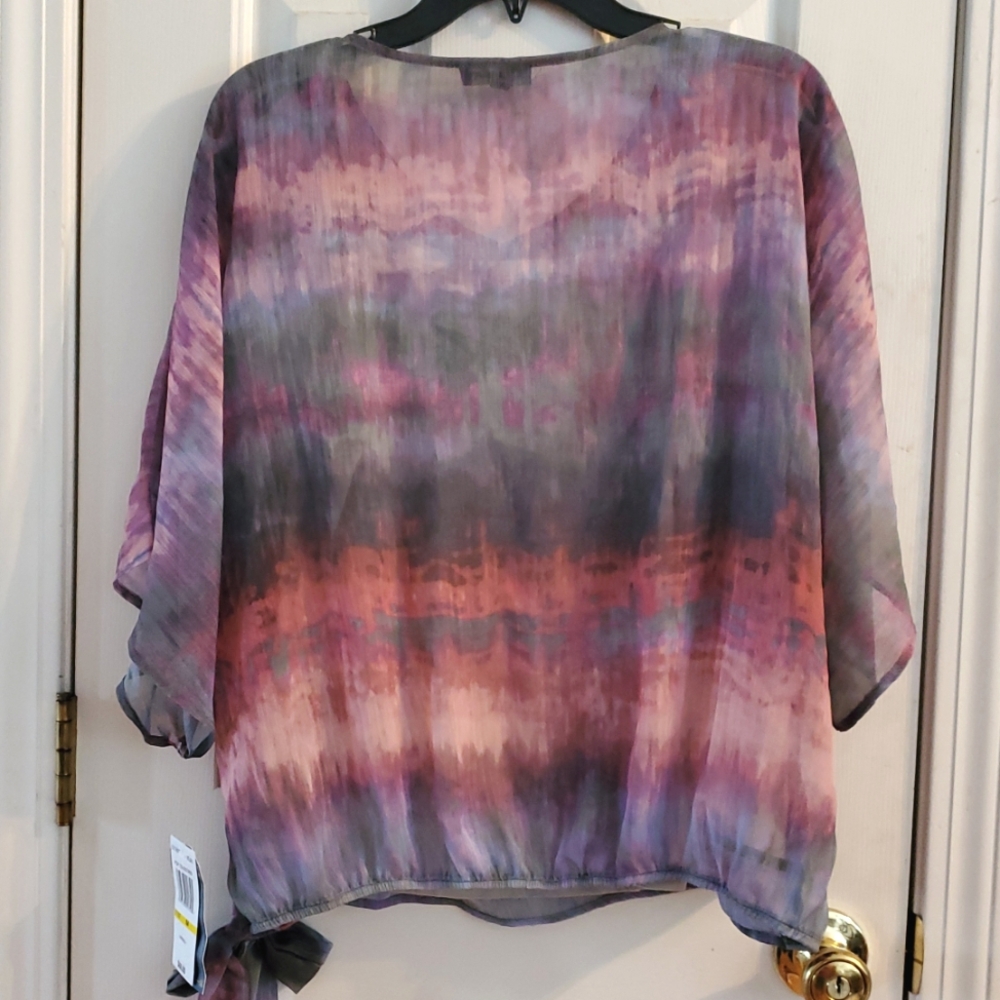 Democracy Side Tie Elbow Sleeve Tie Dye Top - Picture 5 of 12